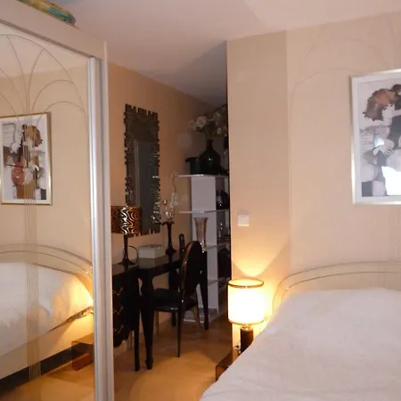 Apartment Lovely With Terrace *
